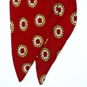 RARE VINTAGE TWILLY SCARF IN RED WHITE, GOLD, BLACK MEDIUM MEDALLION SILK